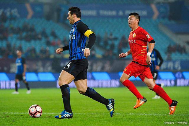 苏群建议重新启用王哲林：他打亚洲球队是一绝